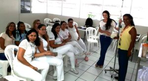 Profissionais da UPA do Ibura passam por treinamento sobre bomba de infusão