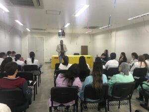 Comissão de Humanização do HMV promoveu palestra sobre Álcool X Direção