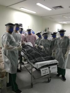 Dois pacientes receberam alta da UTI Covid-19 do HMV