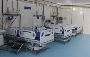 Hospital de Campanha de Caruaru inaugura mais seis leitos de UTI