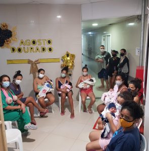 AGOSTO DOURADO: Tricentenário leva palestras sobre amamentação para pacientes da maternidade