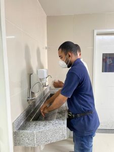 Higienização das mãos é tema de dinâmica no HTRI