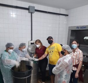 Treinamento conjunto para profissionais do HEC e HREC