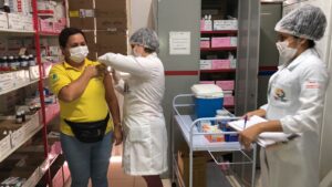 HREC inicia mais uma campanha de vacinação contra COVID-19