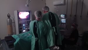 Hospital Regional Emília Câmara passa a realizar cirurgias por vídeo